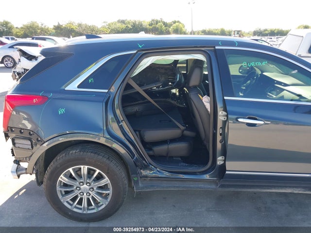 1GYKNCRS4KZ180480 Cadillac XT5 LUXURY