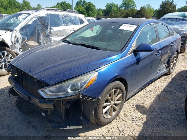 Hyundai SONATA SE 2018 5NPE24AF7JH607690 Image 2