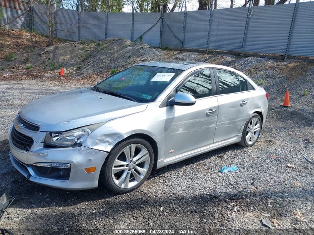 Chevrolet CRUZE LTZ 2015 1G1PG5SBXF7144850 Image 2