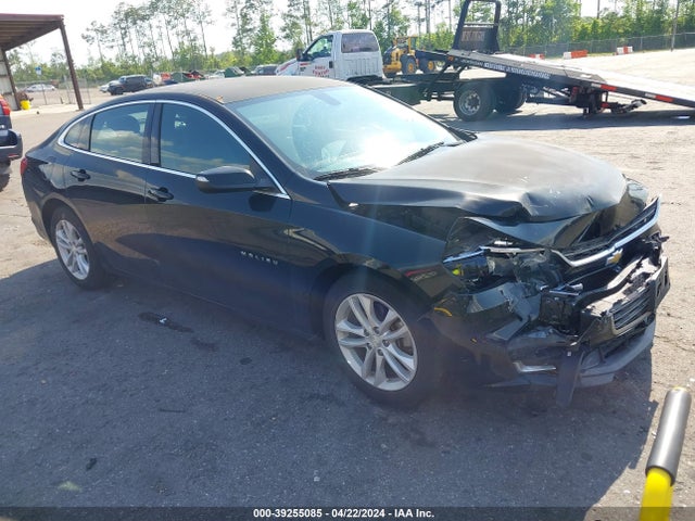 2017 1G1ZE5ST1HF227325 main image