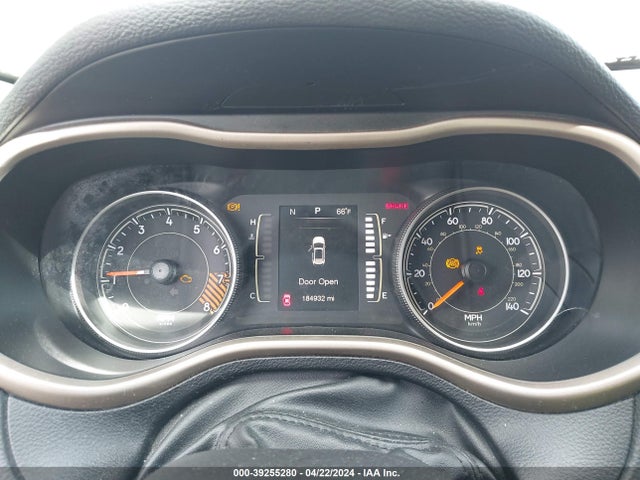Jeep Cherokee Latitude Altitude 2015 1C4PJMCS4FW764438 Image 7