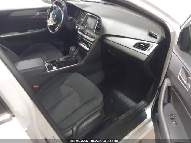 Hyundai SONATA SEL 2019 5NPE34AF8KH771187 Image 5