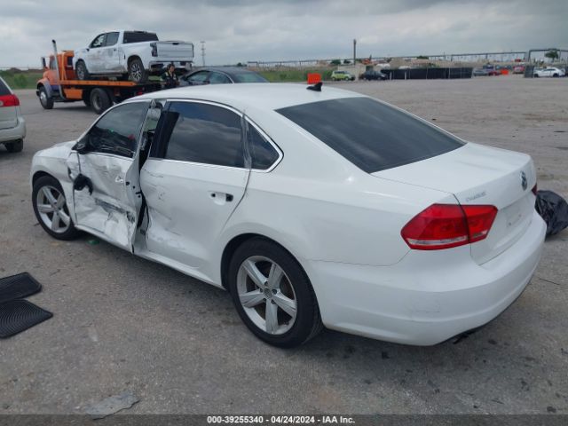 1VWAS7A3XFC107996 Volkswagen Passat 1.8t Limited Edition
