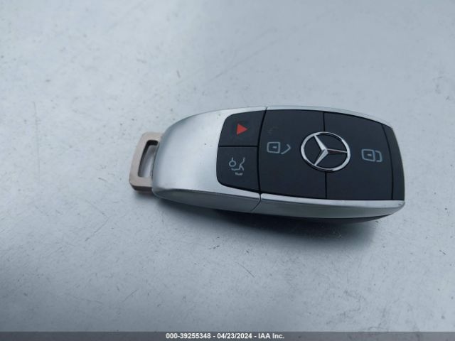 W1K3G4EB0NJ361214 Mercedes-Benz A 220