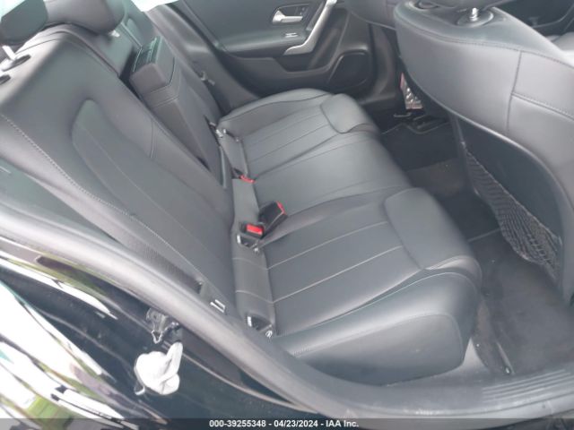 W1K3G4EB0NJ361214 Mercedes-Benz A 220