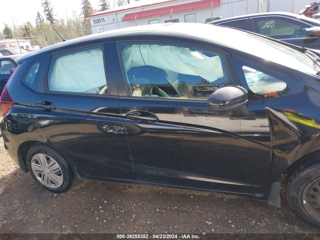 Honda FIT LX 2018 3HGGK5H44JM704022 Image 14