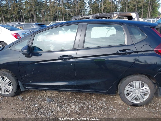 Honda FIT LX 2018 3HGGK5H44JM704022 Image 15