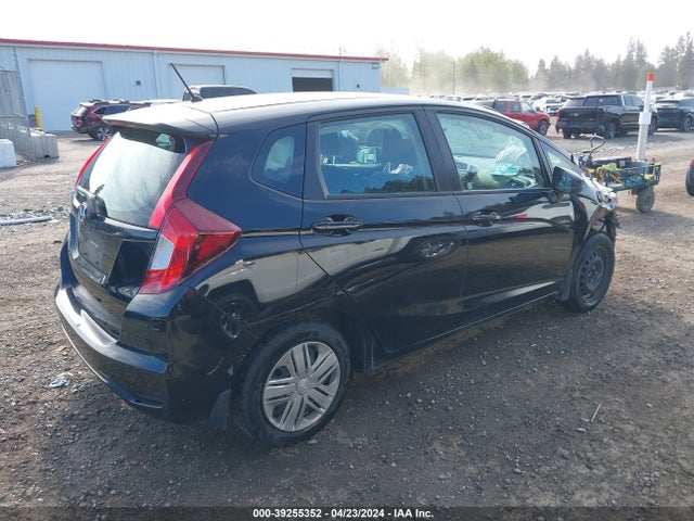 Honda FIT LX 2018 3HGGK5H44JM704022 Image 4