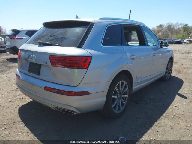 2019 AUDI Q7 WA1LHAF77KD025452 Photo 3