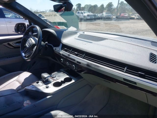 2019 AUDI Q7 WA1LHAF77KD025452 Photo 4