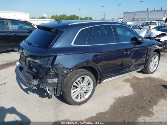 WA1BNAFY0J2209557 Audi Q5 2.0t Premium/2.0t Tech Premium