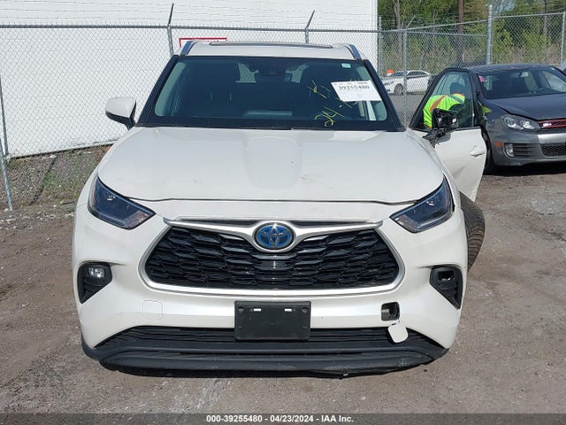 Toyota Highlander Hybrid Xle 2021 5TDHBRCH2MS526202 Image 13