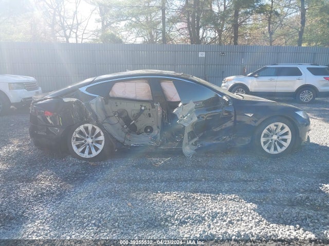 Tesla Model S 60/70/75/85 2016 5YJSA1E15GF144510 Image 12