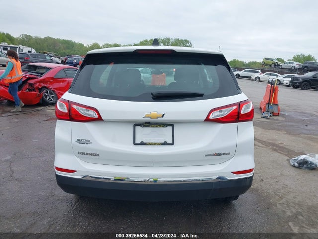 Chevrolet EQUINOX LS 2018 2GNAXREV6J6337796 Image 16