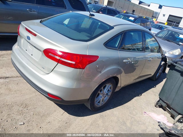 Ford FOCUS SE 2016 1FADP3F23GL346226 Image 4