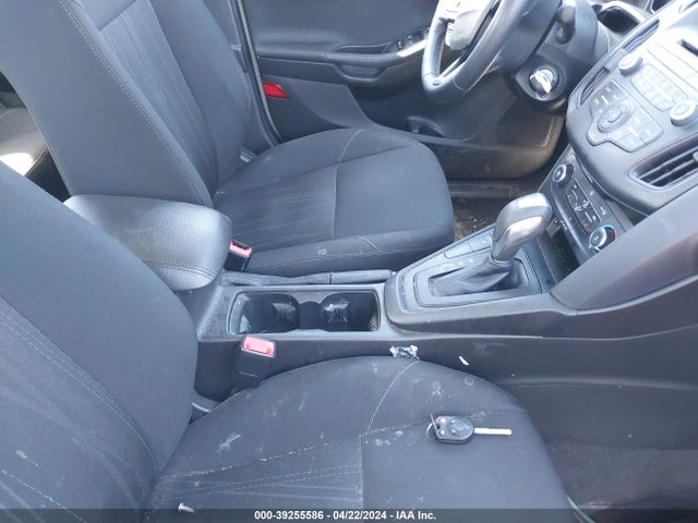 Ford FOCUS SE 2016 1FADP3F23GL346226 Image 5