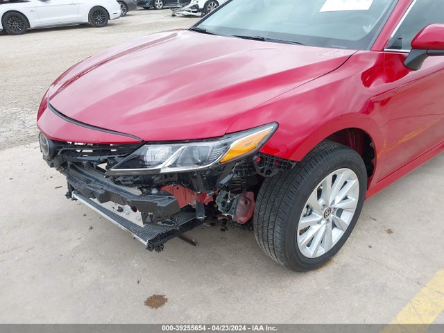 Toyota CAMRY LE 2024 4T1C11AK7RU214873 Image 6