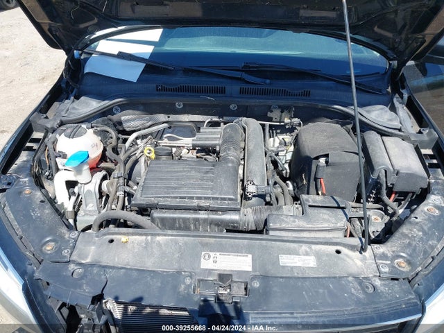 3VWD67AJ1GM257589 Volkswagen Jetta 1.4t Se