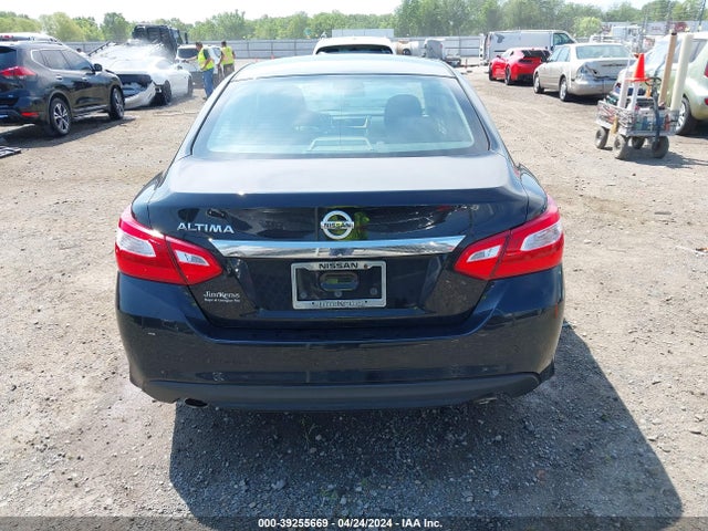 Nissan Altima 2.5 S 2017 1N4AL3AP6HC247578 Image 16