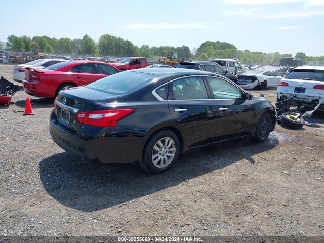 Nissan Altima 2.5 S 2017 1N4AL3AP6HC247578 Image 4