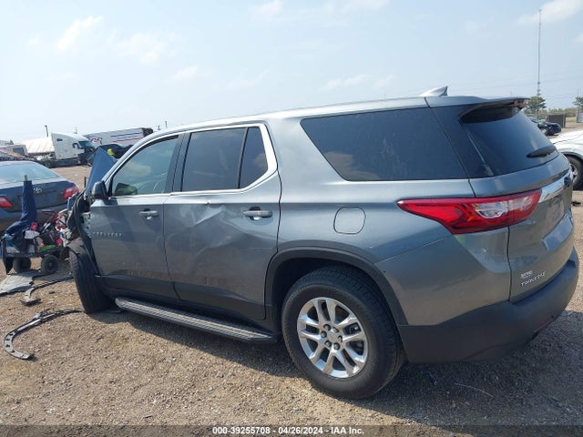 Chevrolet Traverse Ls 2018 1GNERFKW1JJ150475 Image 14