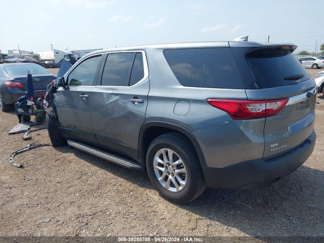 Chevrolet Traverse Ls 2018 1GNERFKW1JJ150475 Image 3