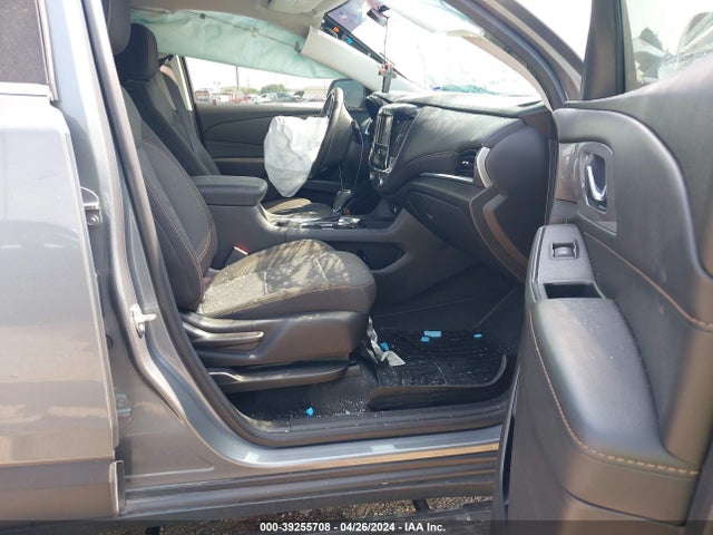 Chevrolet Traverse Ls 2018 1GNERFKW1JJ150475 Image 5