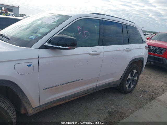 Jeep Grand Cherokee 4xe 2024 1C4RJYB60RC720785 Image 17