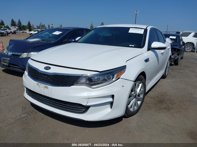 KIA Optima Lx 2018 5XXGT4L31JG263133 Image 2