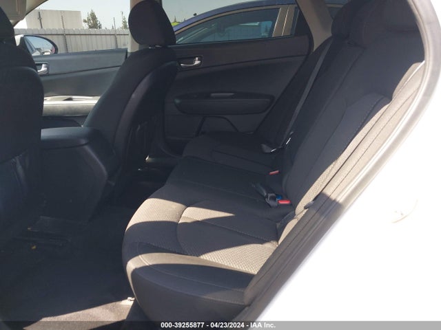 KIA Optima Lx 2018 5XXGT4L31JG263133 Image 8