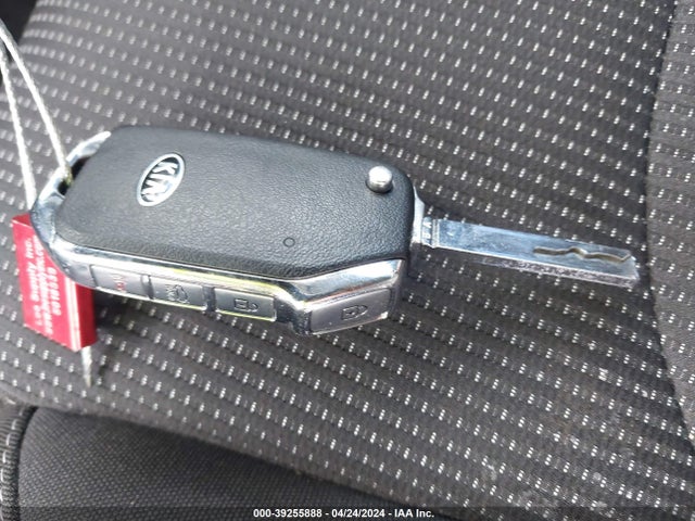 3KPF24AD0ME363991 KIA Forte Lxs