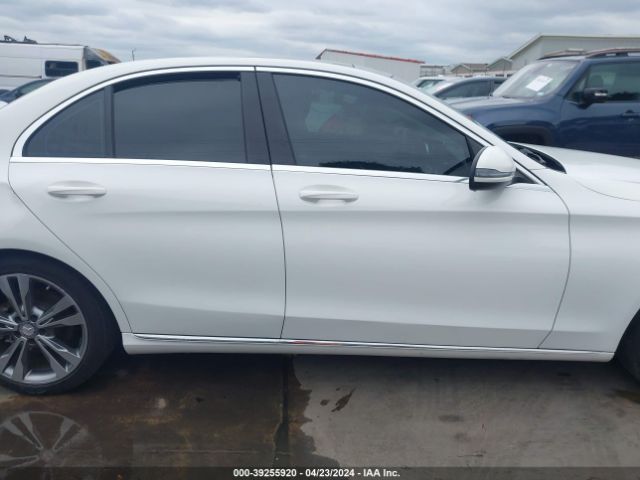55SWF4JB7GU122090 Mercedes-Benz C 300 Luxury/sport