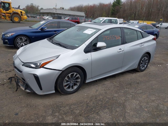 Toyota PRIUS XLE 2019 JTDKARFU6K3091927 Image 2