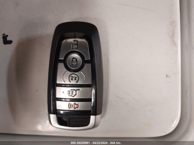 1FMCU9CZ1NUB12060 Ford Escape Sel Hybrid
