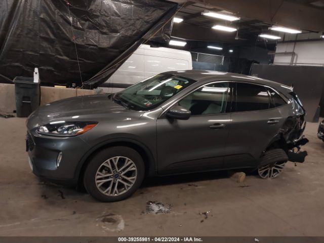 1FMCU9CZ1NUB12060 Ford Escape Sel Hybrid