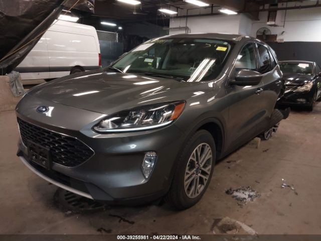1FMCU9CZ1NUB12060 Ford Escape Sel Hybrid