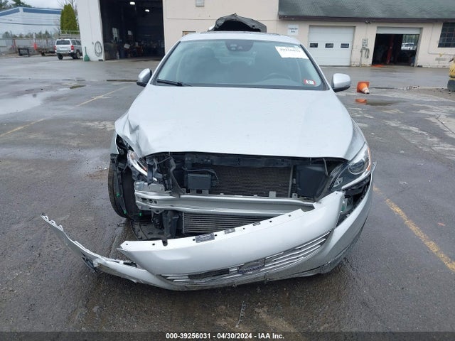 LYV402TM2HB126712 Volvo S60 Inscription T5 Platinum