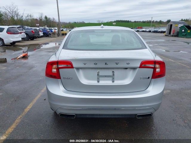 LYV402TM2HB126712 Volvo S60 Inscription T5 Platinum