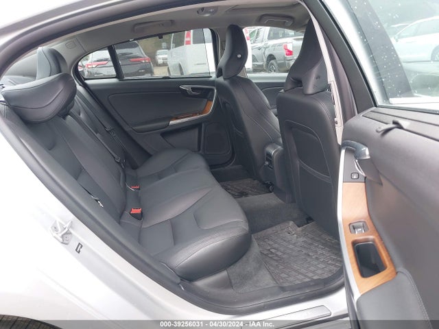 LYV402TM2HB126712 Volvo S60 Inscription T5 Platinum