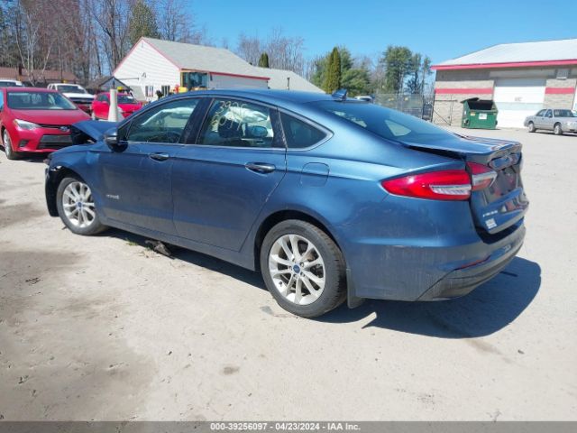 3FA6P0MU1KR157080 Ford Fusion Hybrid Sel