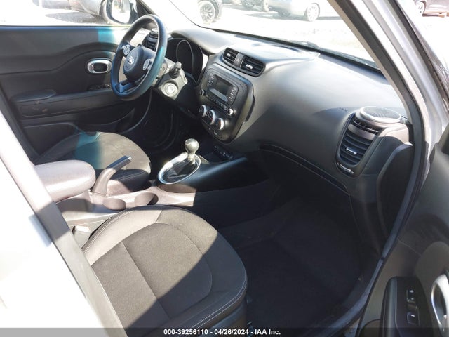 KIA Soul 2016 KNDJN2A21G7838105 Image 5