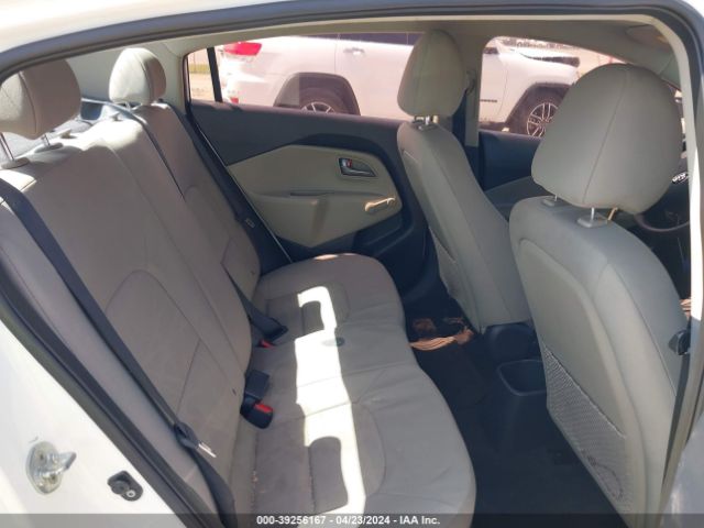 KNADM4A3XF6464812 KIA RIO LX