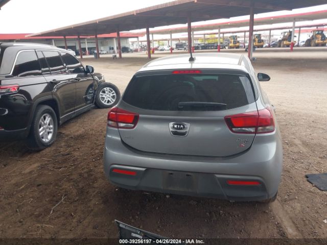 3KPA25AD0ME406886 KIA Rio 5-door S