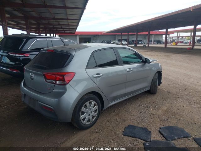 3KPA25AD0ME406886 KIA Rio 5-door S
