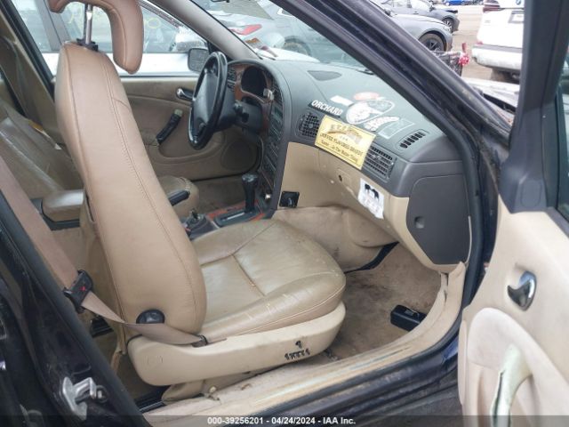 1999 SAAB 9-5 YS3ED58E4X3092464 Photo 4