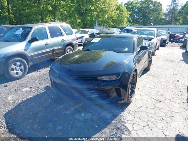 Chevrolet Camaro 1lt 2017 1G1FB1RS6H0167353 Image 2
