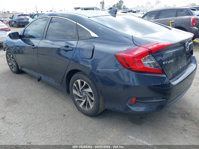 Honda CIVIC EX 2017 2HGFC2F70HH522248 Image 3