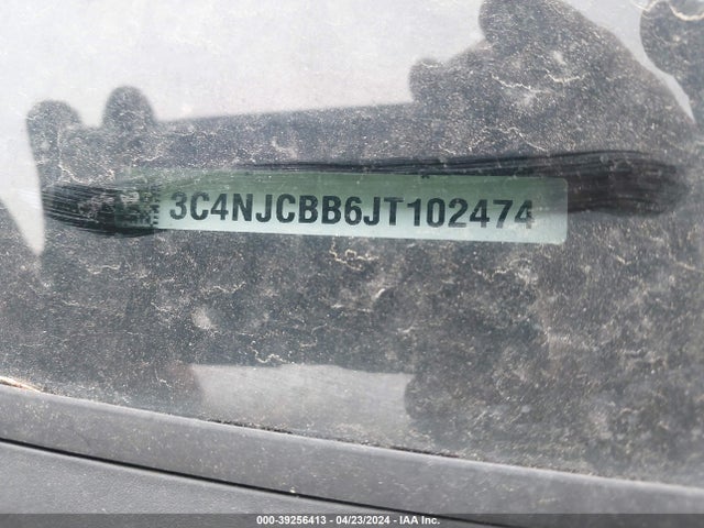 3C4NJCBB6JT102474 Jeep Compass Latitude Fwd
