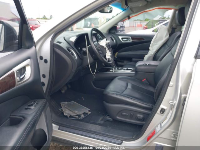 5N1AR2MN6EC643028 Nissan Pathfinder Sl