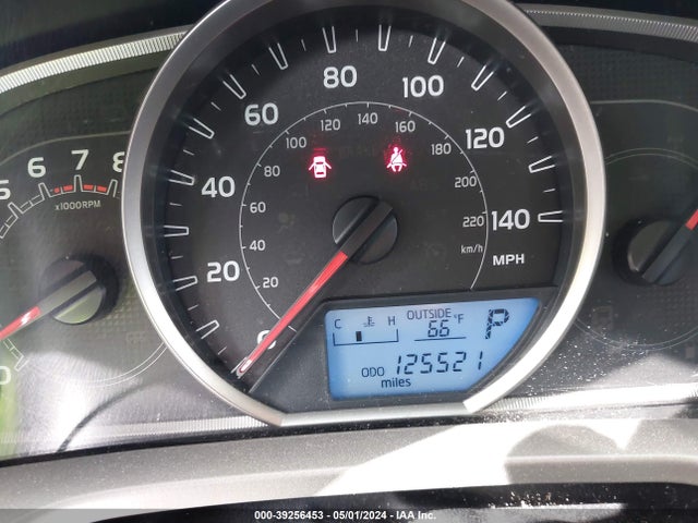 Toyota Rav4 Xle 2015 JTMWFREV0FD076174 Image 7